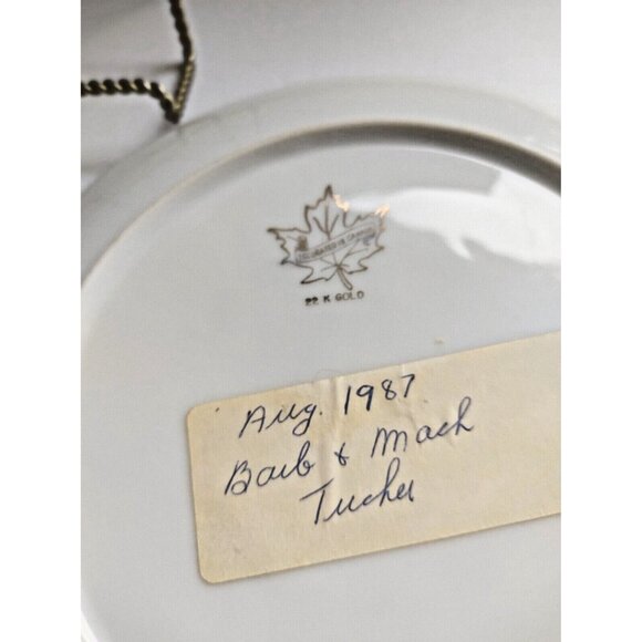 Collector Plate Canada Newfoundland Coat of Arms & Newfoundland Dog 9 1/2" - Picture 6 of 8